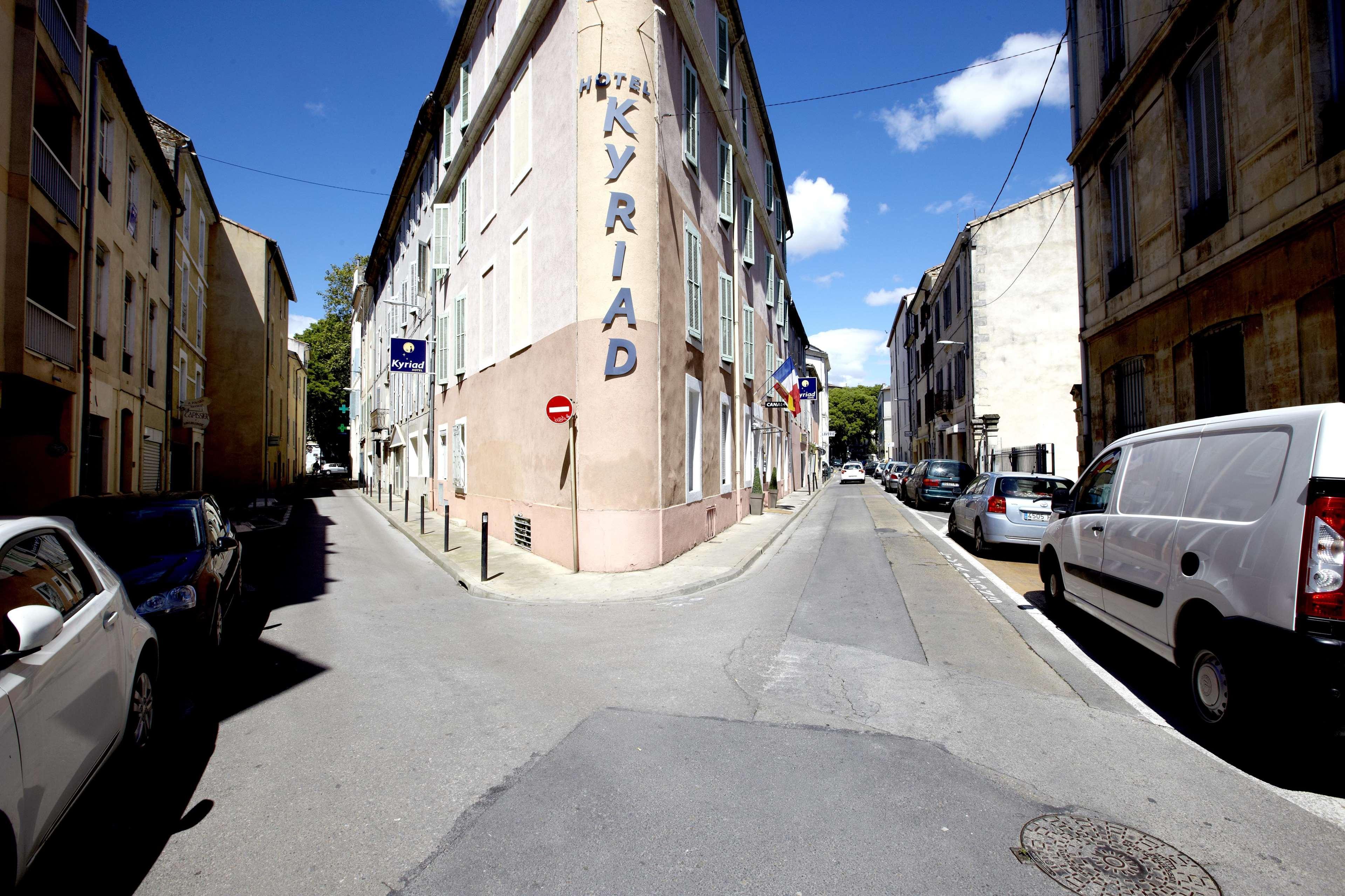 Kyriad Nimes Centre Exterior foto